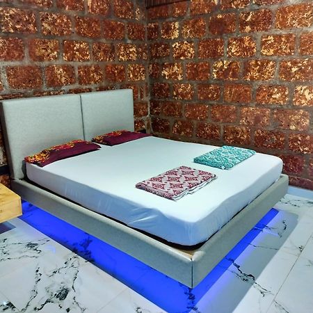 Saka Kadams Home Stay Guhagar Exterior photo