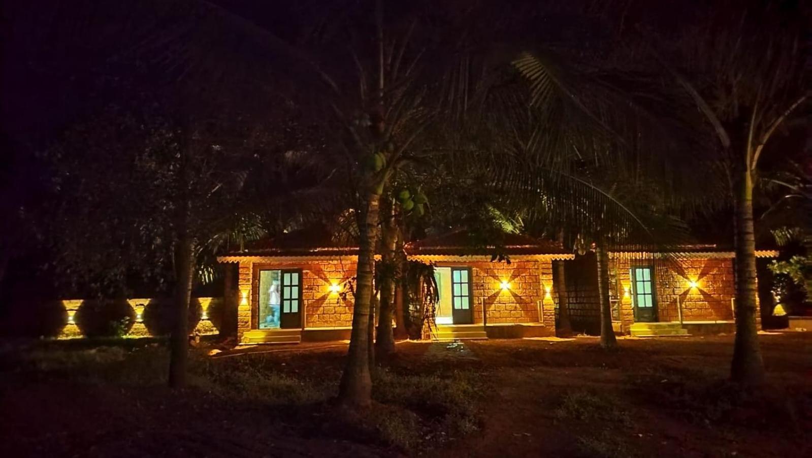Saka Kadams Home Stay Guhagar Exterior photo