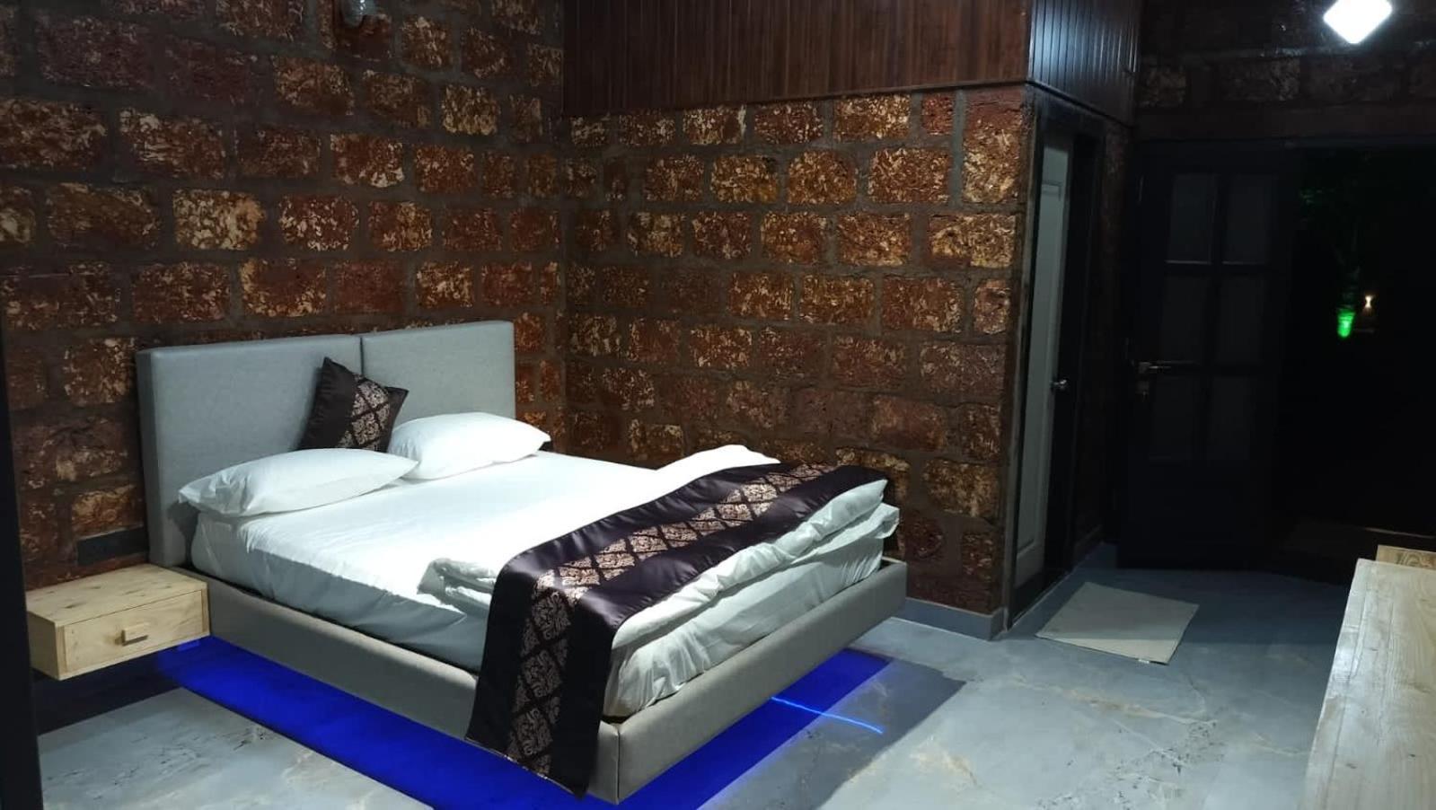 Saka Kadams Home Stay Guhagar Exterior photo