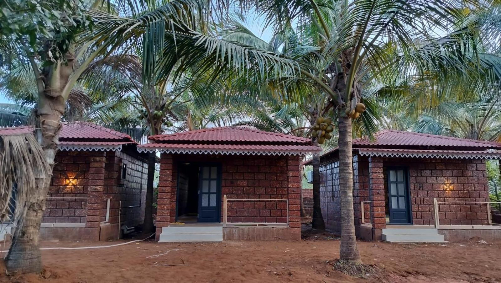Saka Kadams Home Stay Guhagar Exterior photo